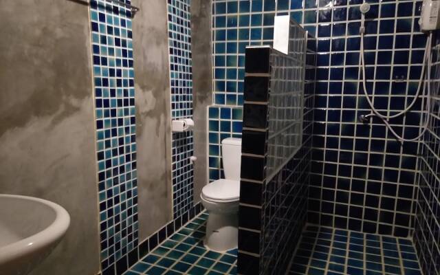 Baan Sai Thong Hotel