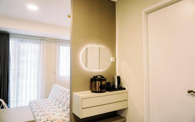 Homey And Cozy Studio Room Daan Mogot City Apartment