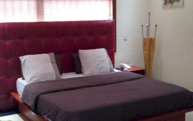 Marshal Suites Luxury Apartments