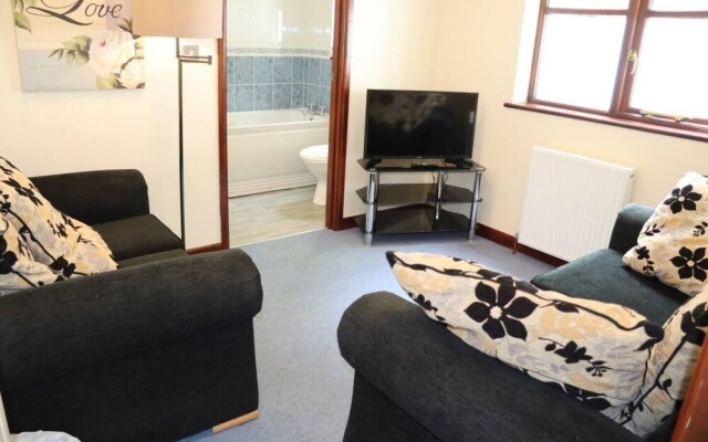 Beautiful 4-bed House, Polperro With Harbour Views