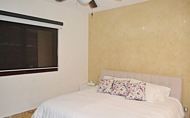 El Faro Beachfront Penthouse