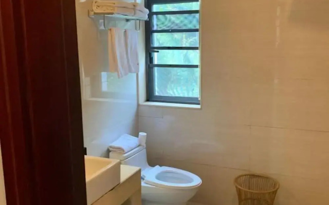 Leishan Defeng Kailong Hot Spring Hotel