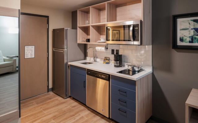 Candlewood Suites Guadalajara Galerias by IHG