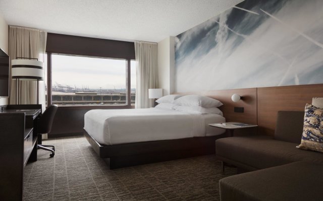 Newark Liberty International Airport Marriott