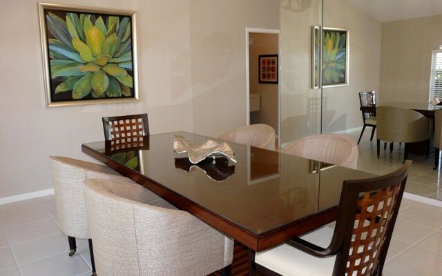 438 North Barfield Drive