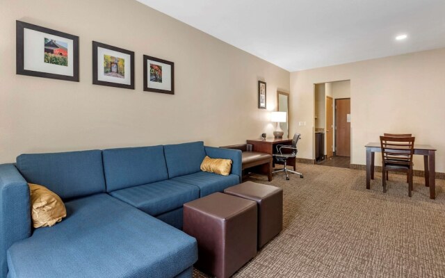 Comfort Suites Auburn