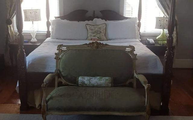 Barksdale House Inn