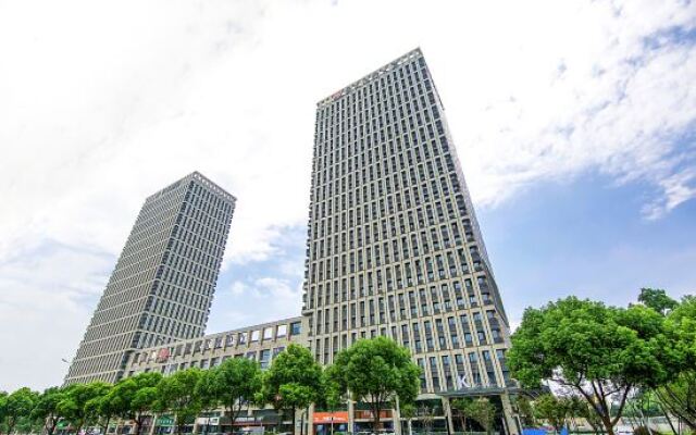 Huifeng Hotel