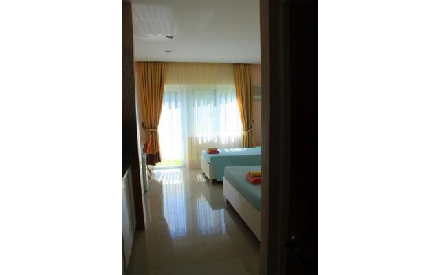 Queens Island Golf and Village