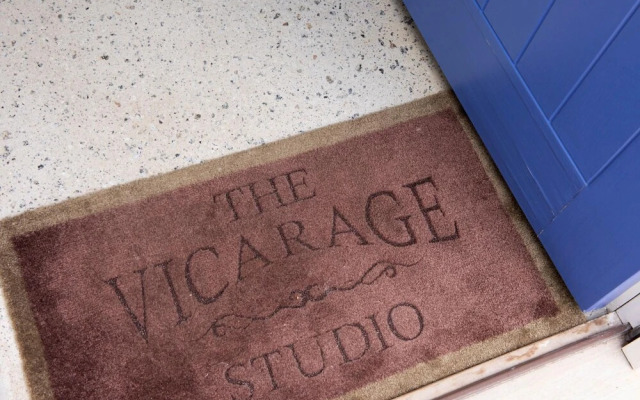 The Vicarage Newlyn 1 Bed River View Parking