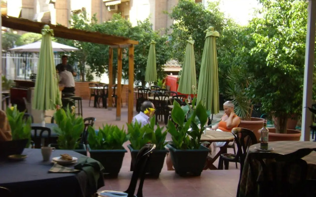 Hostal Casa Antonio by Vivere Stays