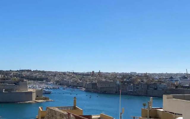Valletta Merisi Suites