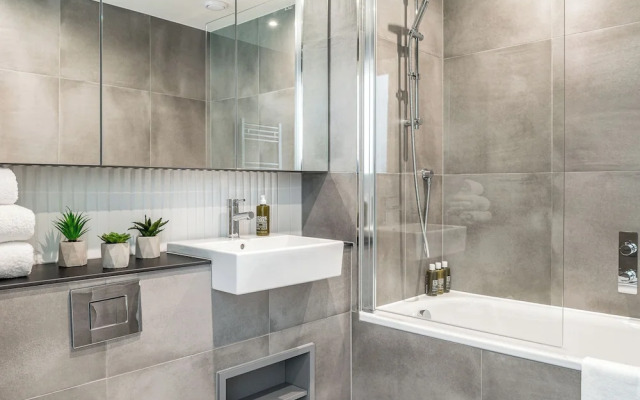 Stratford Apartments by Urban Rest