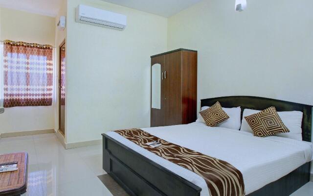 OYO Flagship 8661 Luxe Residency