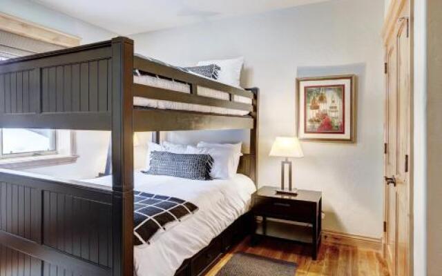 Placer Ridge Lookout Apartment