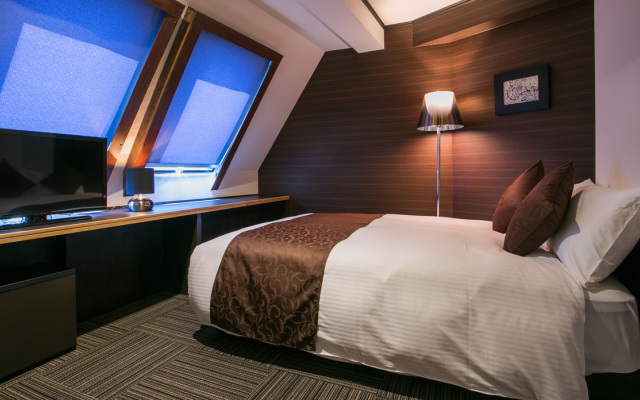 Empire Hotel Osaka