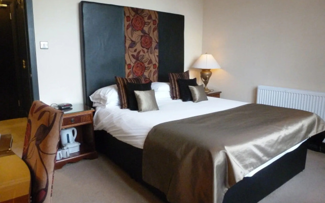 The Popinjay Hotel and Spa