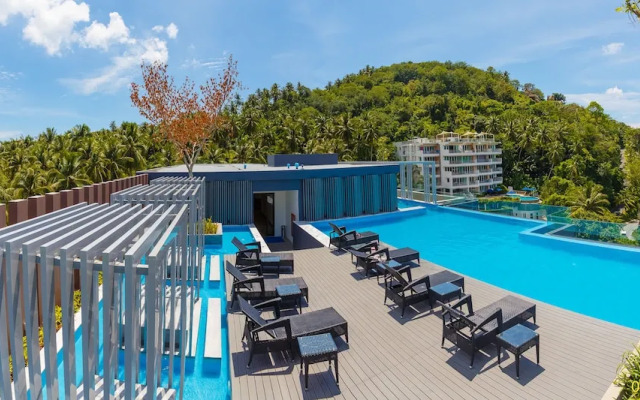 The Aristo Beach Studio by Holy Cow