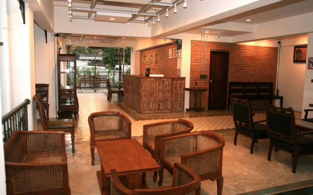 Heuan Pak Dee Hostel at Gallery