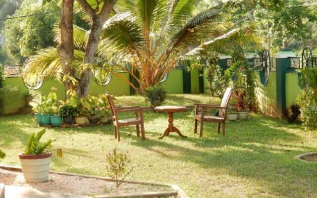 Srinik Guest House