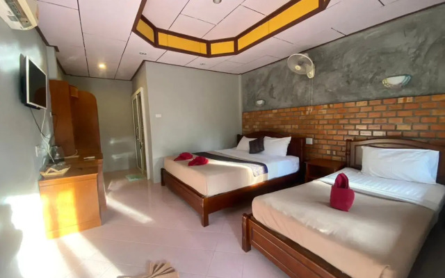 Lanta New Beach Bungalows