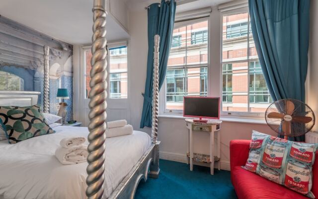 Sensational St Paul's Home by the Cathedral