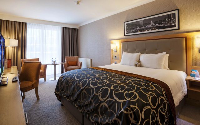 Clayton Hotel Cardiff Lane