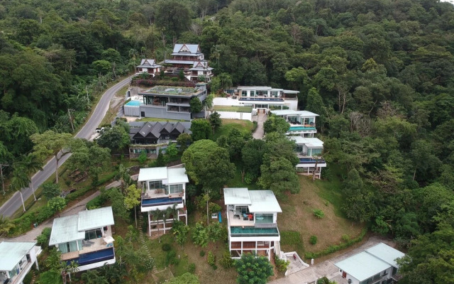 Parinda Villa in Naka Hills