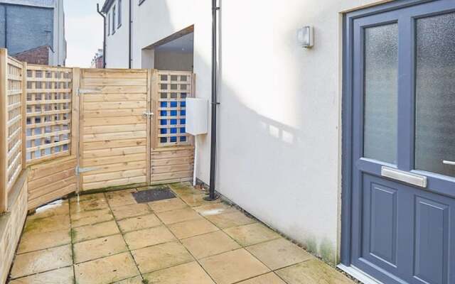 Host Stay Welton View