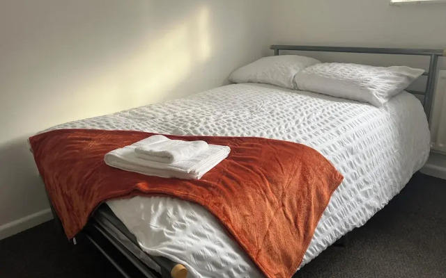 The Coral Guest House Winchester