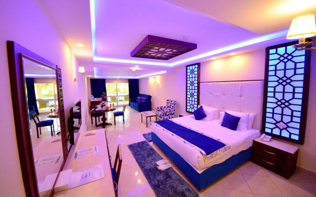 Sea Beach Edge By Rotana Hotel