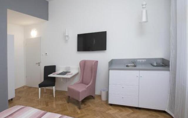 Dom Apartman