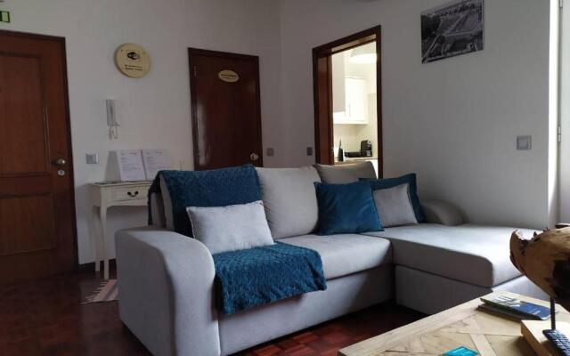 Margarida House - Stone Apartment