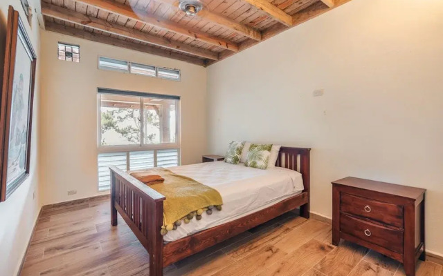 Paradise Retreat With Stunning Views in Jarabacoa