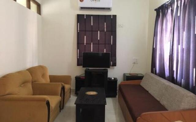 Plush 4BHK Holiday Home with Pool