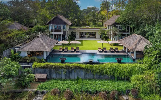 Seseh Beach Villas