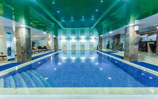 Golden Mir Hotel & Spa
