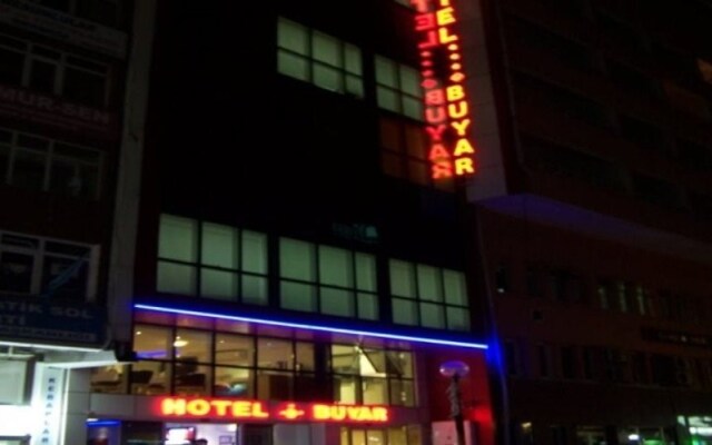 Hotel Buyar