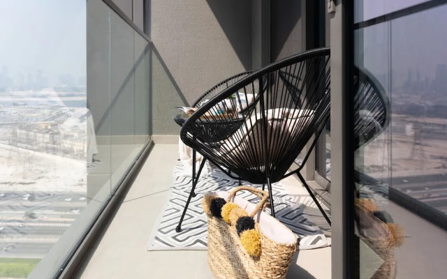 HiGuests - Sobha Creek Vista tower A