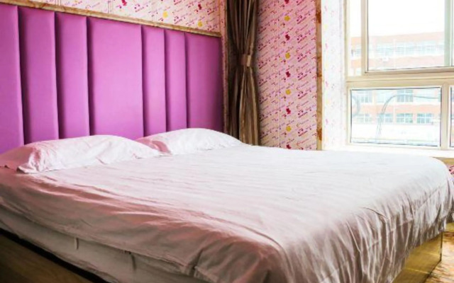 Deyuanju Business Hotel