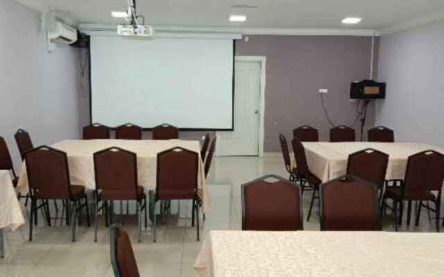 Hotel Mutiara KGMMB