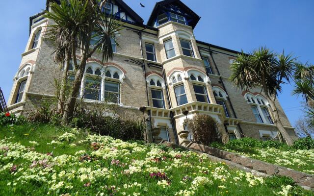 Westwell Hall