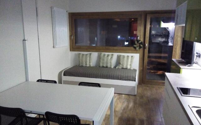 Cielo Alto Studio Apartment