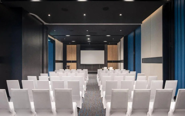 Holiday Inn & Suites Siracha Laemchabang by IHG