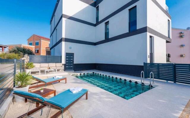 Apartments House Novel