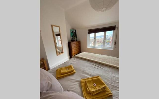 200 year old large townhouse with sea views