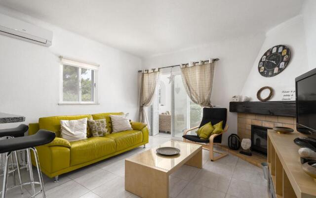 Casa Maresia - Apartamento 2 quartos e piscina - Praia Carvoeiro