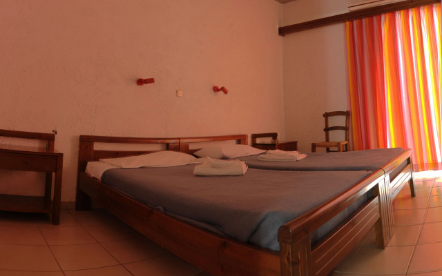 Violetta Hotel
