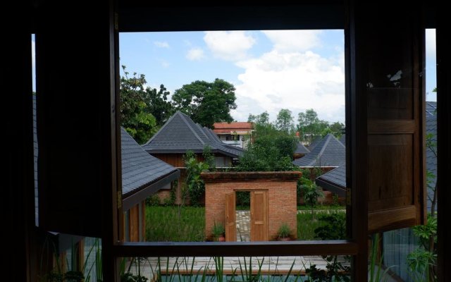Ayom Java Village