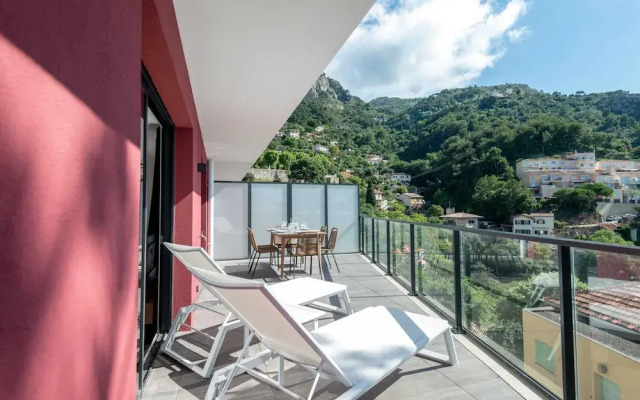 Comfortable Holiday Apartment With Terrace